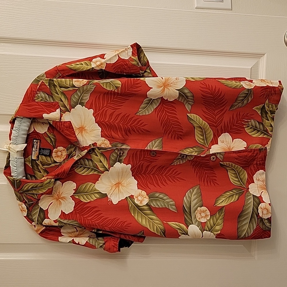 Havana Jack Cafe tropical red, green & cream flowered button down shirt, size 1X